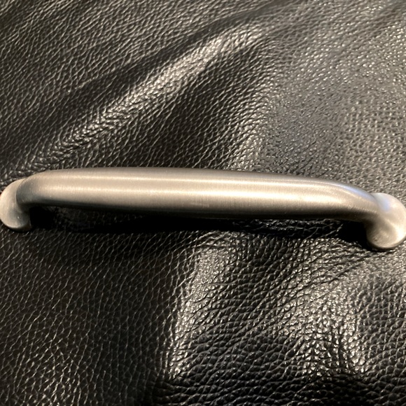 Brushed nickel drawer pulls - Made in Spain - Picture 1 of 6